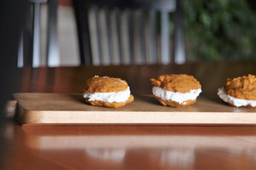 pumpkin-whoopie-pies